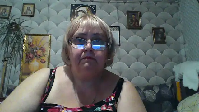 MarinaFarina53 online show from June 2026 08:22:01 PM