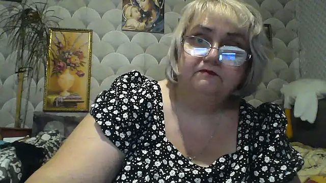 MarinaFarina53 online show from July 2026 04:58:01 PM