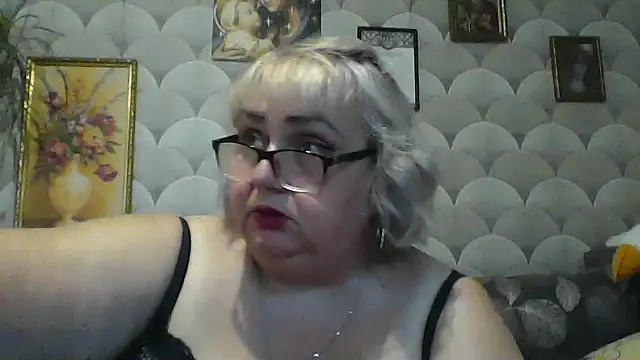 MarinaFarina53 online show from July 2026 04:45:02 PM