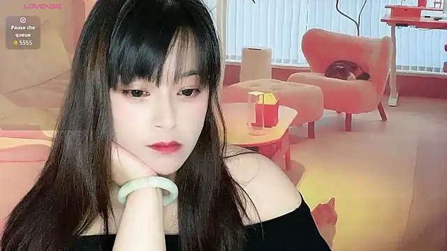 Snapshot of Xiaoting13 chatting on May 2026 05:27:02 AM Xiaoting13 online show from May 2026 05:27:02 AM
