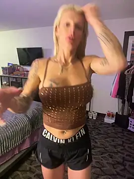 blonDDbombsheLL99 online show from May 2026 04:31:02 AM