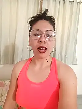 Mia essence online show from May 2026 02:12:01 PM