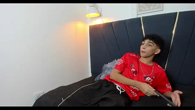 ero boy40 online show from May 2026 04:42:02 AM