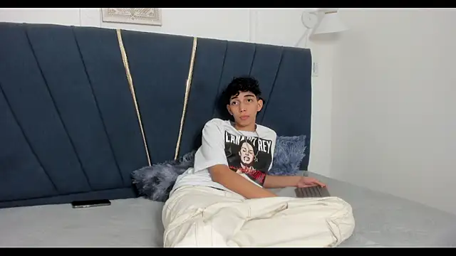 ero boy40 online show from May 2026 03:13:01 AM