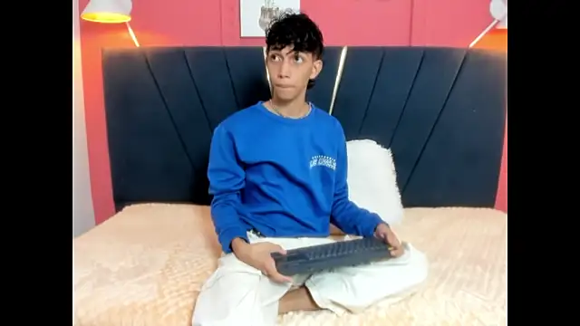 ero boy40 online show from June 2026 03:59:02 AM