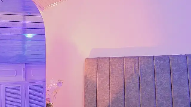 Antonella 1998 online show from July 2026 01:15:02 PM