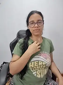 Snapshot of alanahot94 chatting on May 2026 01:36:02 AM alanahot94 online show from May 2026 01:36:02 AM