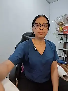 Snapshot of alanahot94 chatting on June 2026 01:00:01 AM alanahot94 online show from June 2026 01:00:01 AM