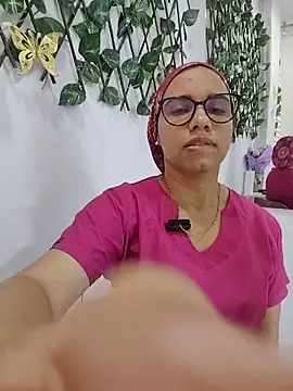 Snapshot of alanahot94 chatting on June 2026 04:52:01 PM alanahot94 online show from June 2026 04:52:01 PM