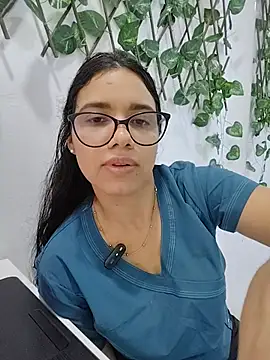 Snapshot of alanahot94 chatting on June 2026 09:06:01 PM alanahot94 online show from June 2026 09:06:01 PM