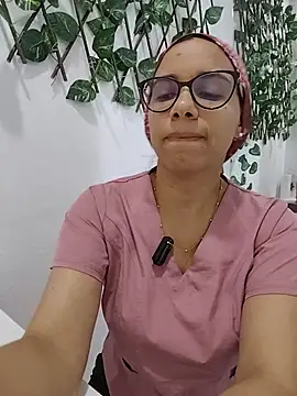 Snapshot of alanahot94 chatting on July 2026 04:20:01 PM alanahot94 online show from July 2026 04:20:01 PM