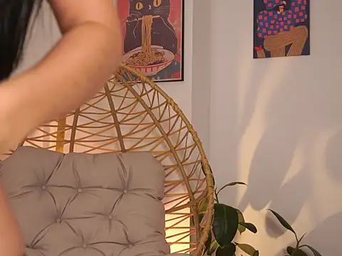 Snapshot of beauty_latina chatting on June 2026 01:25:02 AM beauty latina online show from June 2026 01:25:02 AM
