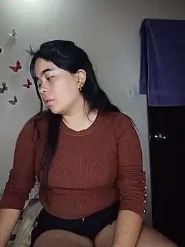 MiiaHott W online show from July 2026 07:39:01 PM