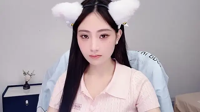  222Mia online show from May 2026 03:24:01 AM