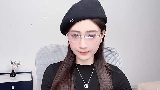  222Mia online show from May 2026 05:27:02 AM