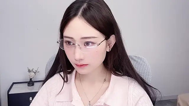  222Mia online show from May 2026 03:13:02 AM