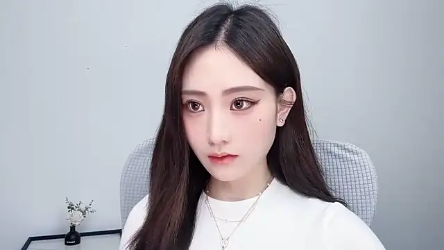  222Mia online show from May 2026 02:51:02 AM