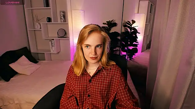 IrmaRonn online show from June 2026 02:33:01 PM