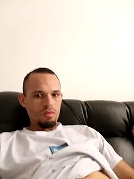 mikebig17 online show from May 2026 04:47:02 PM
