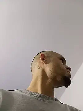 mikebig17 online show from July 2026 11:21:02 PM