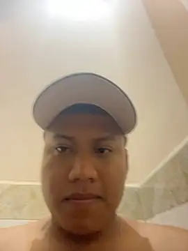 Snapshot of alejandro_hottts chatting on May 2026 06:07:01 AM alejandro hottts online show from May 2026 06:07:01 AM
