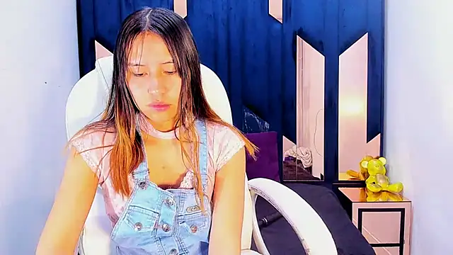 ScarletMoonRx online show from July 2026 08:40:01 PM