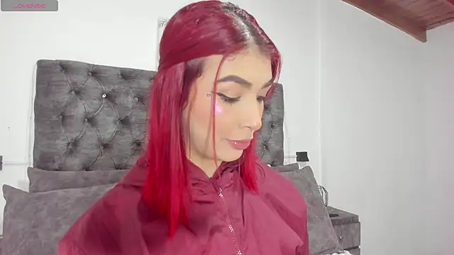 Alana2916 online show from June 2026 01:19:02 PM