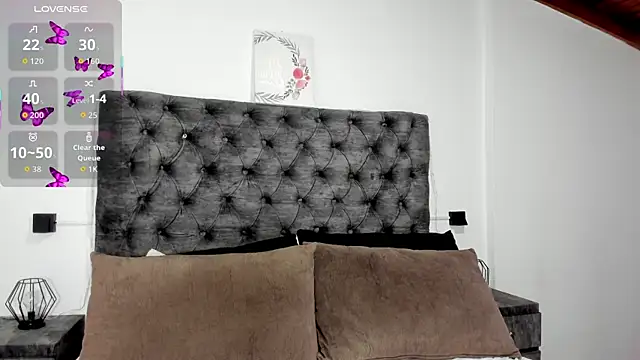 Alana2916 online show from July 2026 01:28:02 PM
