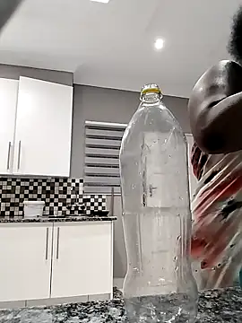 JuicyHoney 01 online show from June 2026 06:47:01 PM