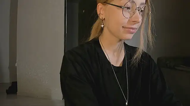 Snapshot of Jane_Bright chatting on February 2025 09:36:01 PM Jane Bright online show from February 2025 09:36:01 PM