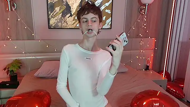 Bimbo boy  online show from May 2026 01:28:01 PM