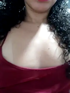 venuseyes25 online show from July 2026 09:40:02 PM