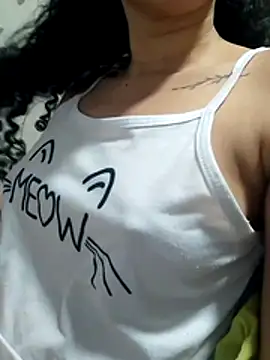 venuseyes25 online show from July 2026 03:15:02 AM