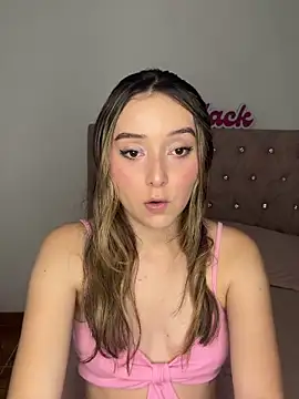 Sarisloves online show from May 2026 03:13:02 AM