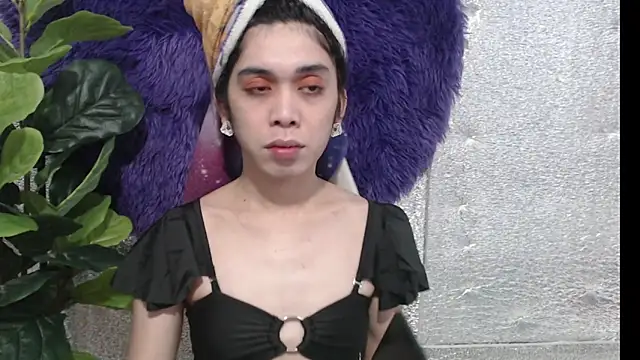 RoseAmarie online show from May 2026 12:11:02 PM
