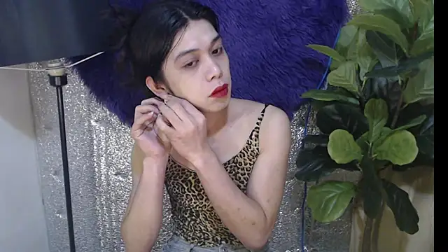 RoseAmarie online show from June 2026 07:12:01 AM