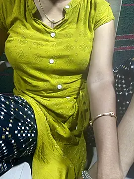Snapshot of telugu_modal_divya1234 chatting on May 2026 04:04:02 PM telugu modal divya1234 online show from May 2026 04:04:02 PM