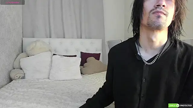 CalvinChapman online show from July 2026 03:11:01 AM
