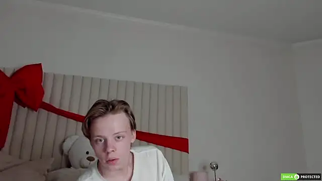 SimonWarner online show from May 2026 08:12:02 AM