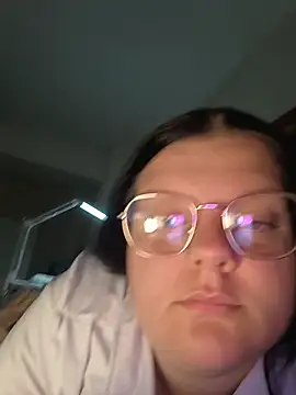 BadMommyyyyy online show from May 2026 11:17:01 AM