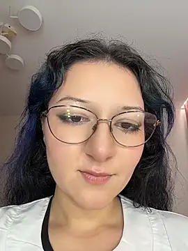Snapshot of Lulu_Lu chatting on July 2026 04:11:01 PM Lulu Lu online show from July 2026 04:11:01 PM