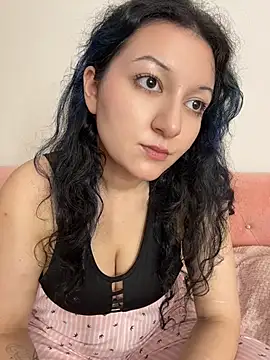 Snapshot of Lulu_Lu chatting on July 2026 05:37:01 PM Lulu Lu online show from July 2026 05:37:01 PM