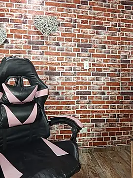 Liss Love1 online show from June 2026 07:55:02 PM