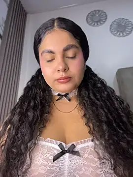 Yassy 11 online show from June 2026 08:02:02 PM