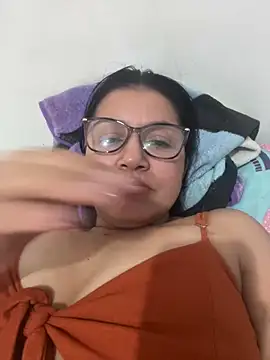 Snapshot of Casandra_inthemorning chatting on May 2026 04:47:02 PM Casandra inthemorning online show from May 2026 04:47:02 PM