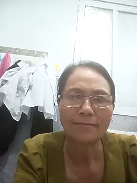Vieekee online show from May 2026 02:45:01 PM