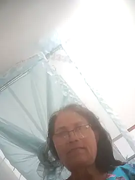 Vieekee online show from May 2026 01:50:02 PM