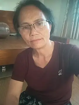 Vieekee online show from May 2026 10:22:01 AM
