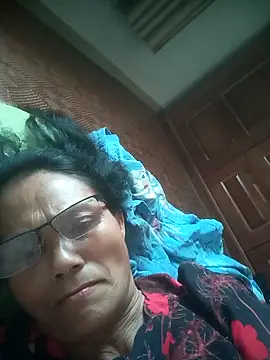 Vieekee online show from June 2026 06:03:02 AM