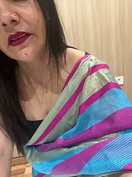 simmy14321 online show from July 2026 01:42:01 PM
